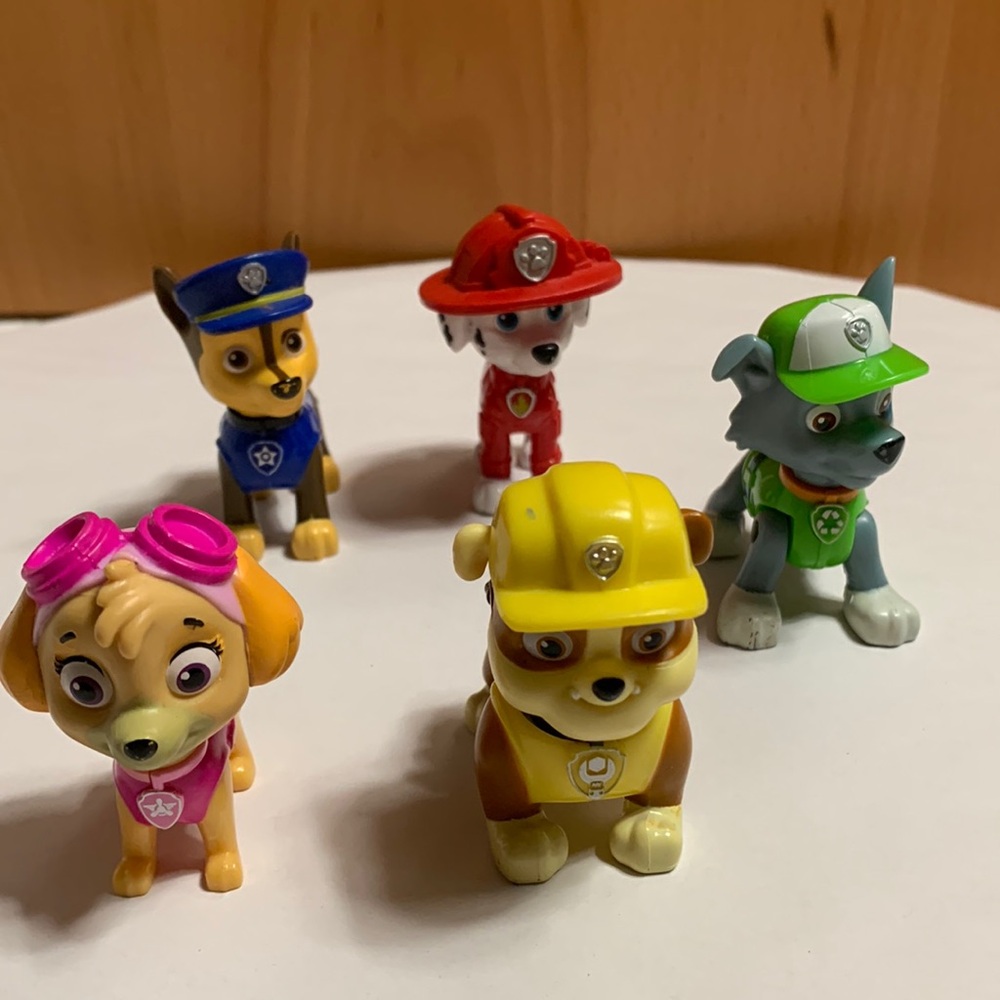Paw Patrol 5-Pack Pup Figures by SpinMaster, Nickelodeon